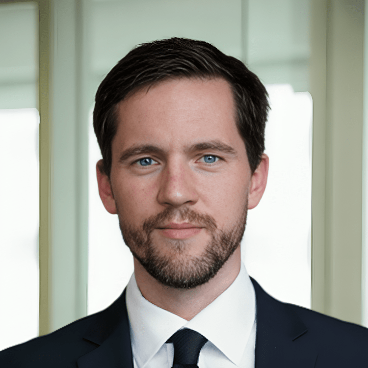 Jamie Tremaine headshot